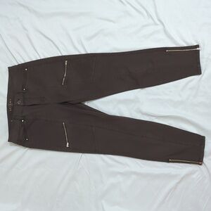 WHBM Mid-Rise Skinny Crop Jeans, Color Army Green Size 4